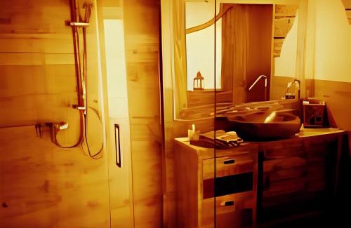 Sarre Apartment | CHALET con JACUZZI VISTA MONTAGNE