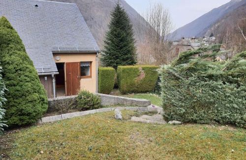 Cauterets Apartment | Chalet cosy 4/5 personnes avec jardins, parking, proche télécabine, navette gratuite - FR-1-401-228
