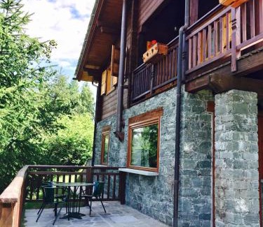 Plein Soleil Ski Chalet | Chalet D'Antan