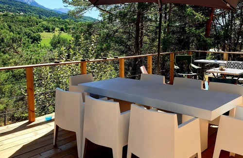 Montclar Ski Chalet | Chalet Dans les Arbres au Calme, vue sur la Montagne, Avec Grande Terrasse