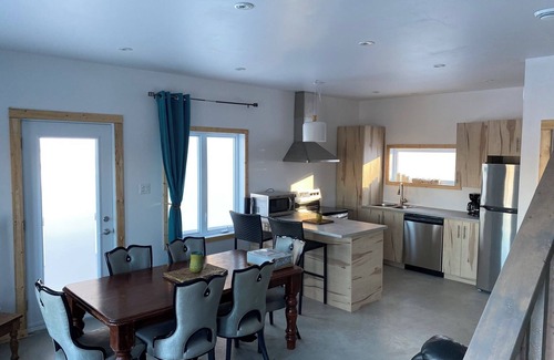 L'Anse-Saint-Jean Ski Chalet | Chalet de 4 Unités Style Condo