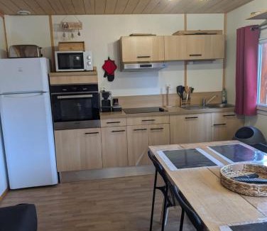 Saint-Leger-les-Melezes Ski Chalet | Chalet de 10 pers avec Suite Parental au pied des Pistes