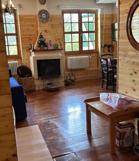 Rivisondoli Apartment | Chalet del Colle con giardino privato