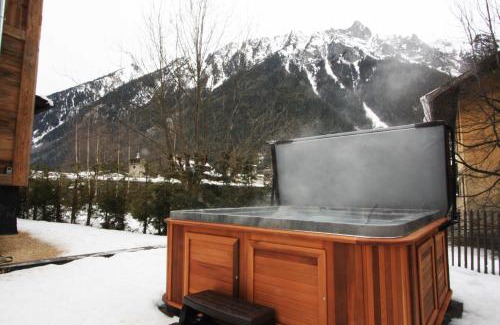 Chamonix-Mont-Blanc Apartment | Chalet des Amis appt 1 - Chamonix All Year