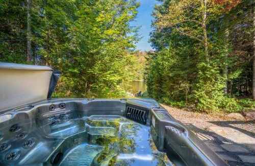 St-Adolphe-d'Howard House | Chalet des montagnes avec spa et lac