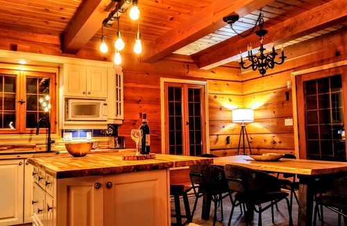 Saint-Faustin-Lac-Carre Ski Chalet | Chalet des Sources