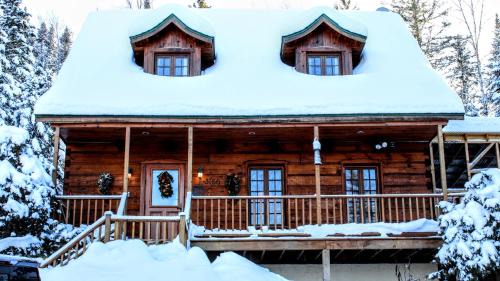 Saint-Faustin-Lac-Carre House | Chalet des Sources SPA Gazebo panoramique