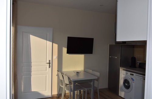 Pezenas Ski Chalet | Chalet Deux Chambres Autour des Vignes à Pézenas