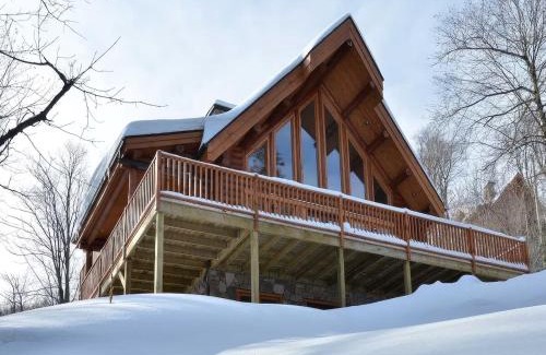 Saint-Faustin-Lac-Carre Villa | Chalet du Lac Rougeaud