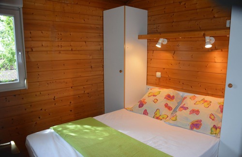 Courbiac Ski Chalet | Chalet Edelweiss: sleeps 4/6