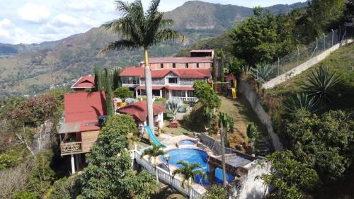 La Estrella Other | Chalet El Pinal - Copacabana