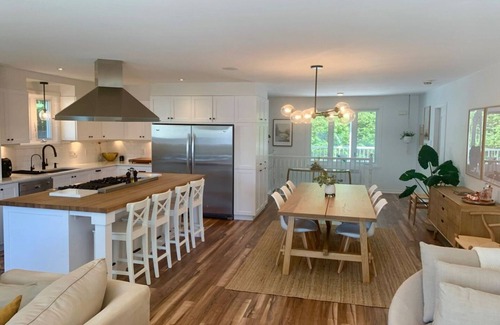 Stanstead Township Ski Chalet | Chalet En Bord De Lac Naviguable
