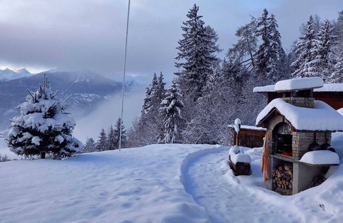 Crans-Montana Ski Chalet | Chalet Familial de 1895 Tout Confort Avec une vue Magnifique