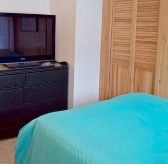 Orford Ski Chalet | Chalet familial et SPA à proximité du Mont Orford