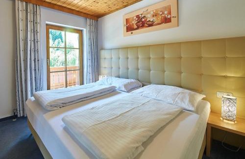 Saalbach-Hinterglemm Ski Chalet | Chalet Felix by we rent
