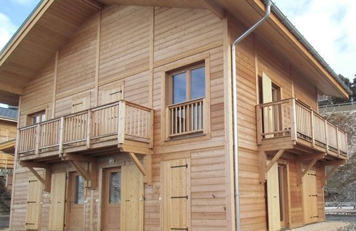 Chamrousse Ski Chalet | Chalet for 8 pers. 4 bedrooms, 3 bathrooms in Chamrousse