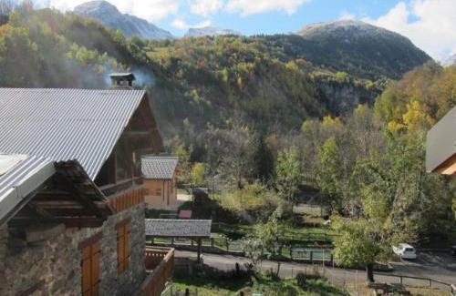 Villarabout Apartment | Chalet Confort 4 Ch, 3 SDB, Proche 3 Vallées, Wifi Gratuit - FR-1-452-58