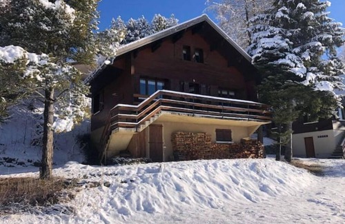 Saint-Michel-de-Chaillol Ski Chalet | Chalet at the foot of the pistes, 180° view