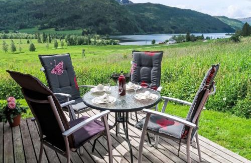 Forde Ski Chalet | Chalet Haukedalspanorama by Interhome