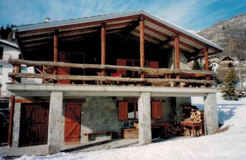 Antey-Saint-Andre Ski Chalet | Chalet 'Haut Vue Cervin Matterhorn' with Private Terrace and Wi-Fi