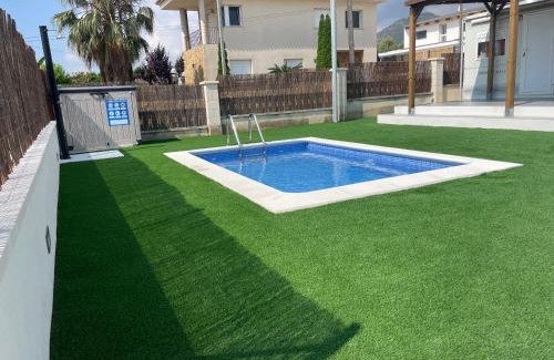 Alcanar House | Chalet-home familiar "CAL DENVER" "Pet friendly"