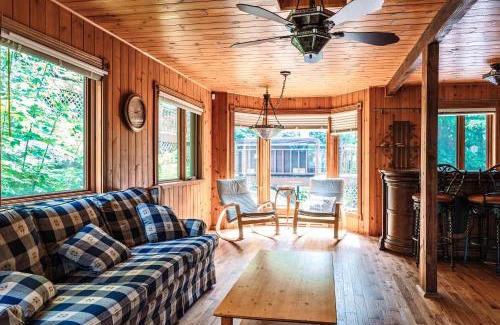 Saint-Faustin-Lac-Carre Ski Chalet | Chalet - Hot tub - Ski out in Mont-Blanc