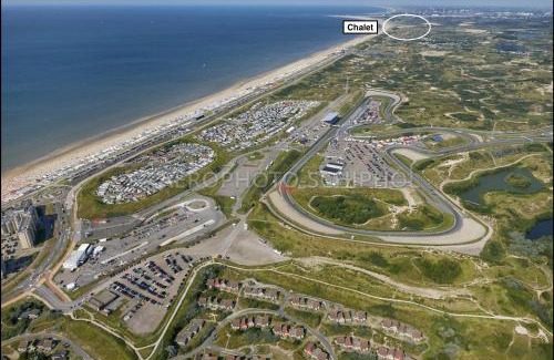 IJmuiden Ski Chalet | Chalet Ibiza in de duinen van IJmuiden aan Zee