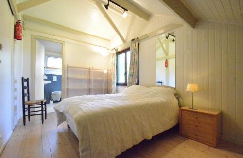 Gembes Ski Chalet | Chalet in Bièvre for 9 Person, cleaning included