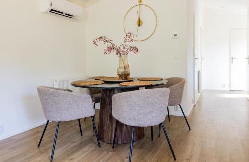Municipality of Veldhoven Ski Chalet | Chalet in Brabant with Spacious Garden