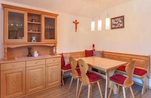 Muhlbach im Pinzgau Apartment | Chalet in Bramberg near Ski Slopes, cleaning included
