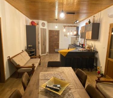 Partanna Ski Chalet | Chalet in campagna