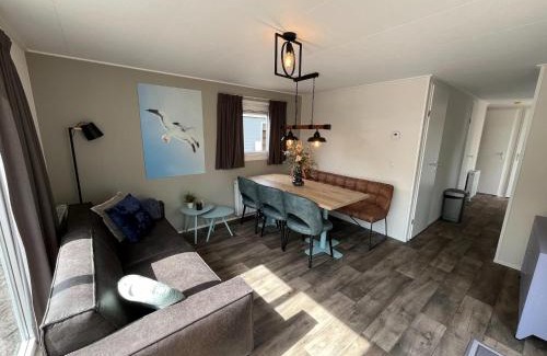 Suameer Ski Chalet | Chalet in Friesland with Play Area