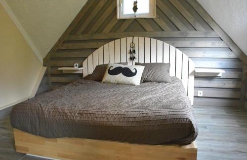 Gesves Ski Chalet | Chalet in Gesves with Roof Terrace, Garden, BBQ