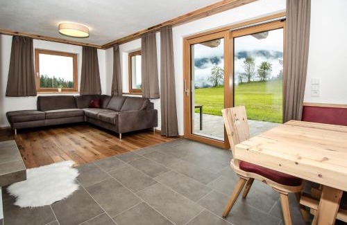 Hollersbach im Pinzgau Ski Chalet | Chalet in Jochberg with Sauna & Mountain Views
