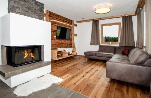 Hollersbach im Pinzgau Ski Chalet | Chalet in Jochberg with Sauna & Mountain Views