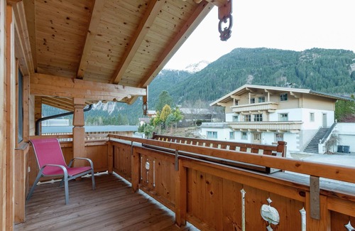 Oberkrimml Ski Chalet | Chalet in Krimml near Europe's Highest Waterfall