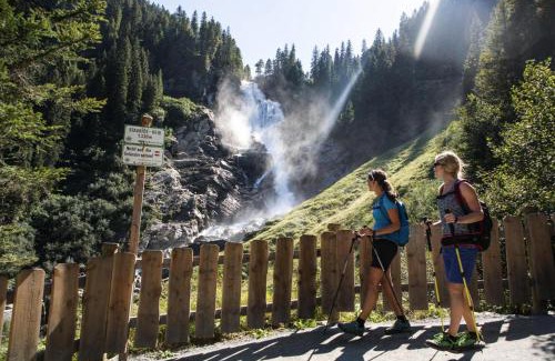 Oberkrimml Ski Chalet | Chalet in Krimml near Europe's Highest Waterfall