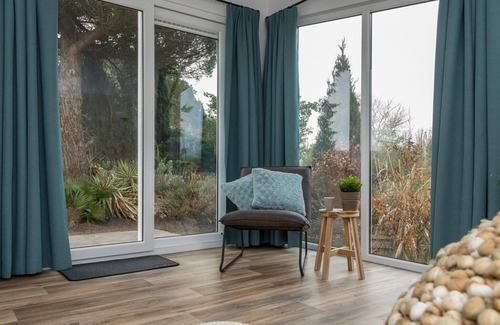 Breezand House | Chalet in Vrouwenpolder near Banjaard Beach