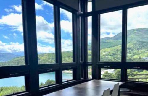 Hakone Ski Chalet | Chalet Itomic M - Mountain view -