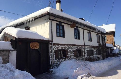 Old Town Ski Chalet | Chalet Jora - Total Chalets