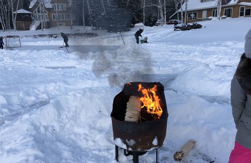 Mandeville Ski Chalet | Chalet l'Oasis with private beach