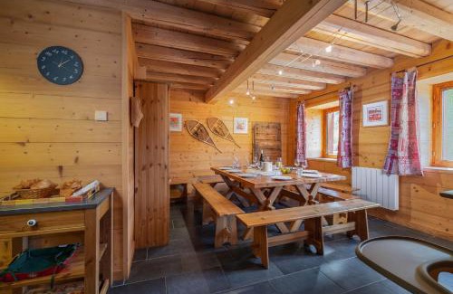 Le Villard Ski Chalet | Chalet L'Orcières, Spa Privé et Charme Montagnard