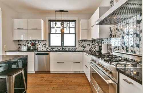 Saint-Faustin-Lac-Carre Ski Chalet | Chalet Le 121 - Nature & Elegance.