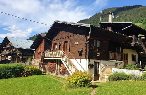 Areches Apartment | Chalet Le Benetton - Charming apartment in the heart of the village of Arêches - Ideal for 4 people