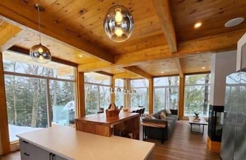Chute-Saint-Philippe House | Chalet Le 1200