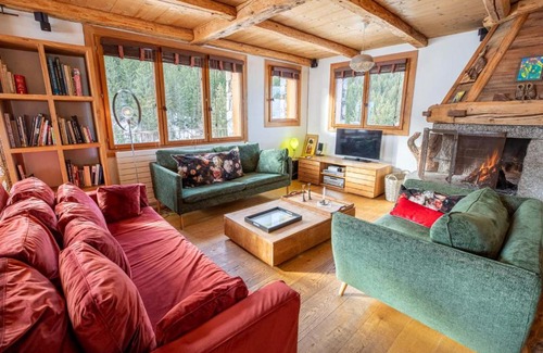 Les Allues Ski Chalet | Chalet Le Cairn - unique and magnificient ski-in ski-out Chalet !