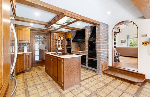 Val-des-Lacs House | Chalet Le Chateau with Guest House on the lake, waterfall, SPA, BBQ, pool table