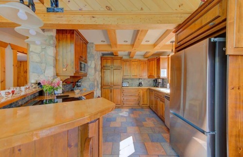 Mauricie Ski Chalet | Chalet le Missionnaire spa