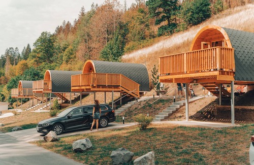 Wilhelmsthal Apartment | Chalet Leo mit Küchenzeile für 3 Personen