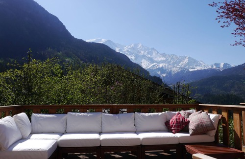 Servoz Ski Chalet | Chalet les Combes - stunning views of Mt Blanc
